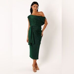 Petal & Pup Santiago Off Shoulder Midi Dress - Emerald